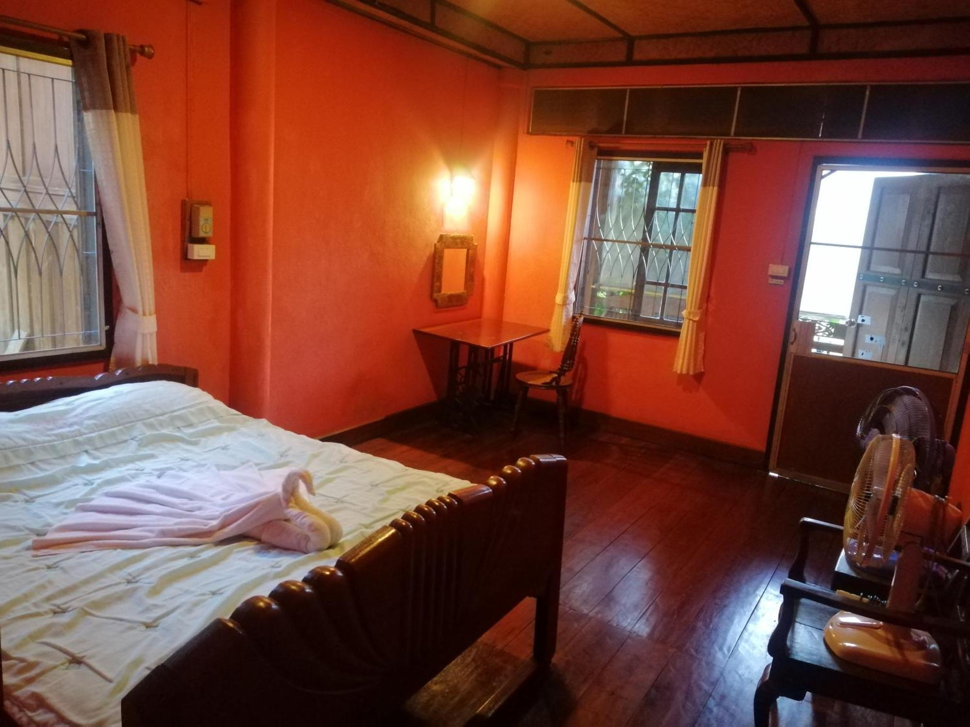 Crossroads House Mae Hong Son Exterior foto