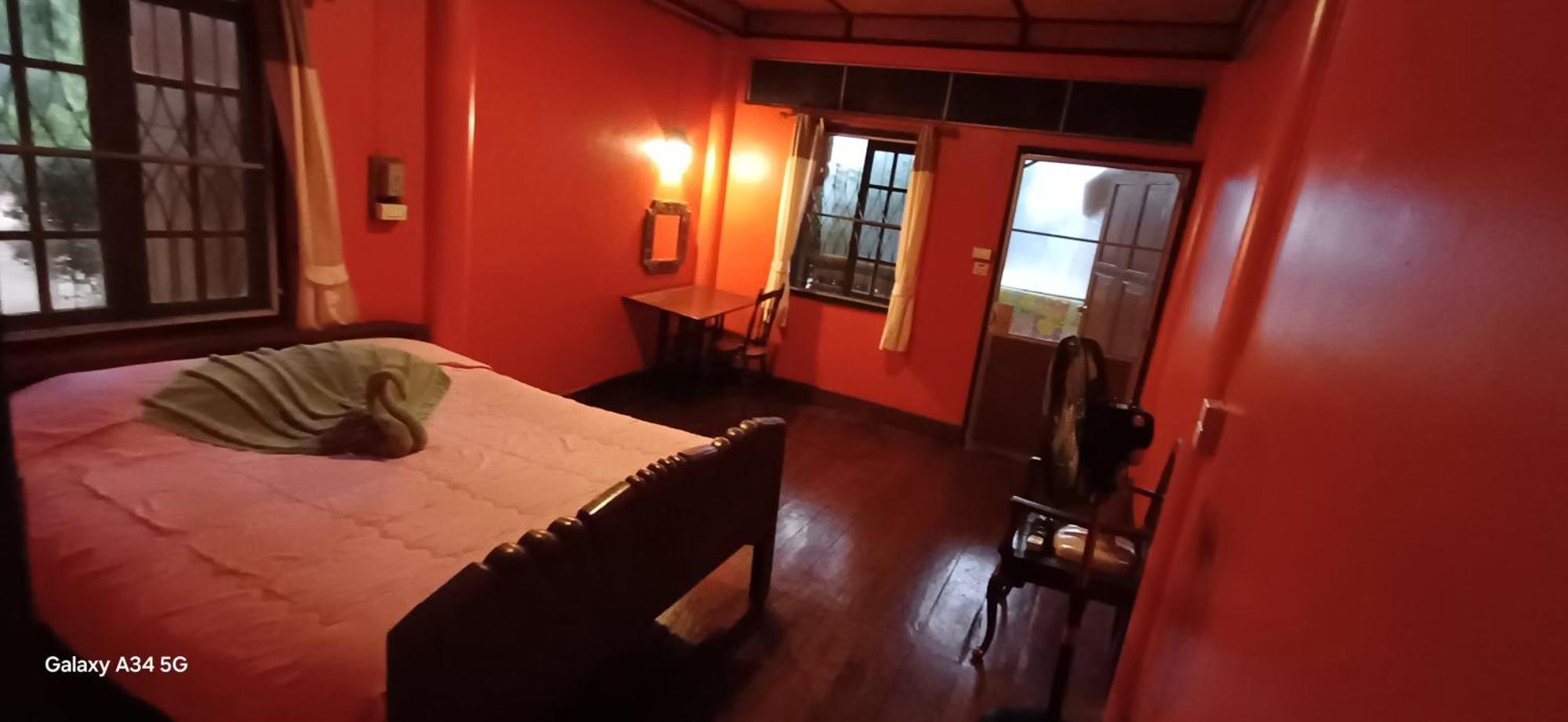 Crossroads House Mae Hong Son Exterior foto