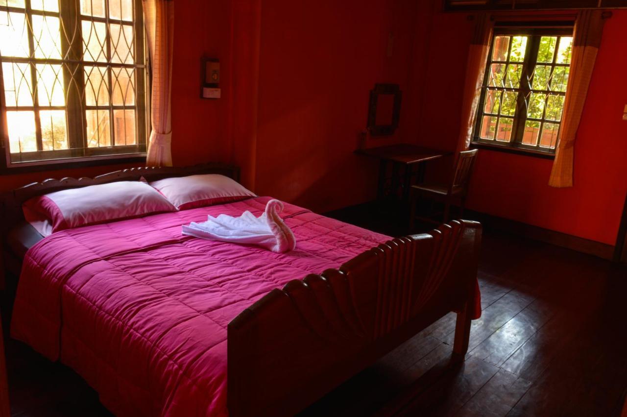Crossroads House Mae Hong Son Exterior foto